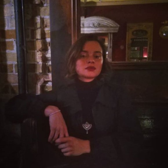 Meet your Posher, Anna - Picture 6 of 9